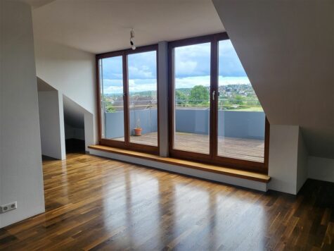 Großzügiges Wohnen auf 2 Etagen, 70771 Leinfelden-Echterdingen, Etagenwohnung